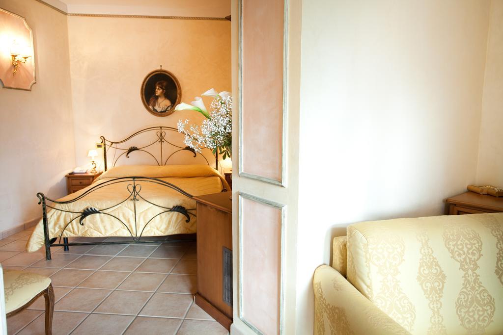 Hotel Villa Torre Antica Атена Лукана Стая снимка