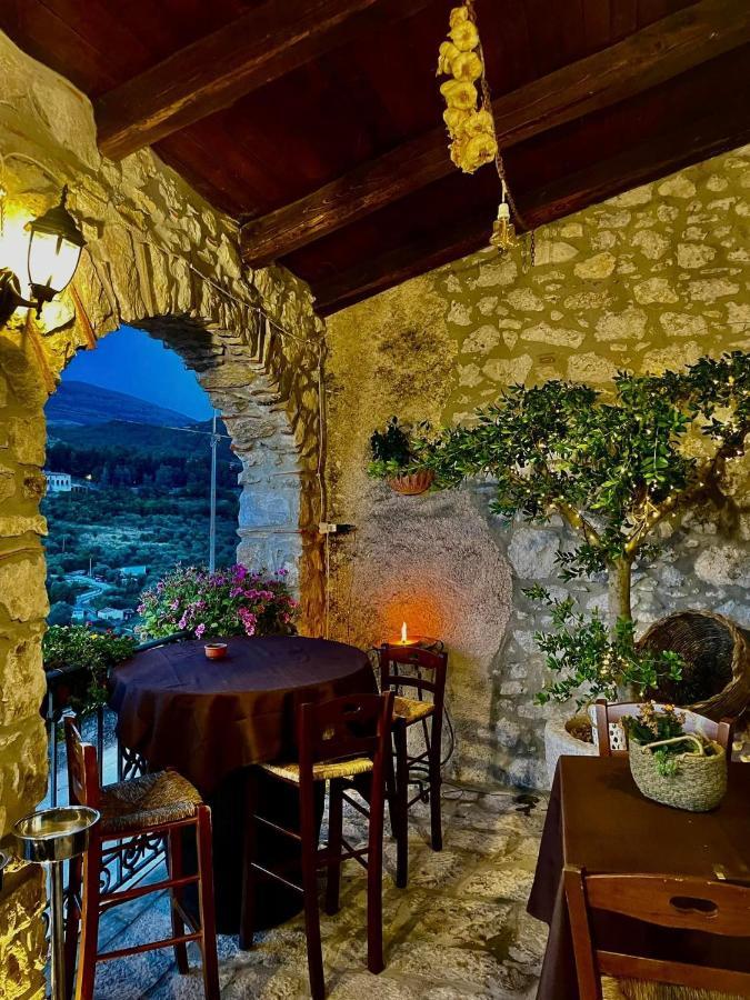 Hotel Villa Torre Antica Атена Лукана Екстериор снимка