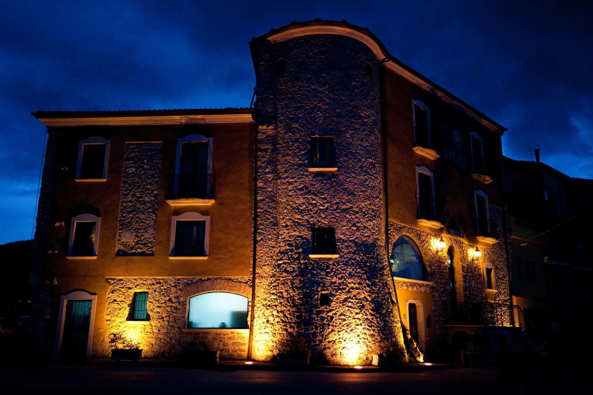 Hotel Villa Torre Antica Атена Лукана Екстериор снимка